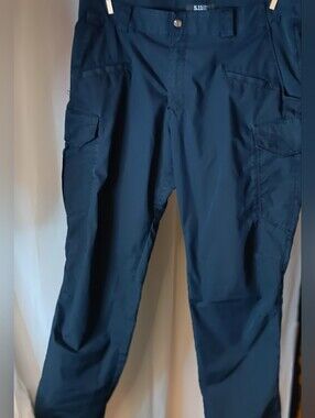 5.11 Tactical Men's Cargo Pants - Dark Blue 38×32 Sel-Adjusting Waistband